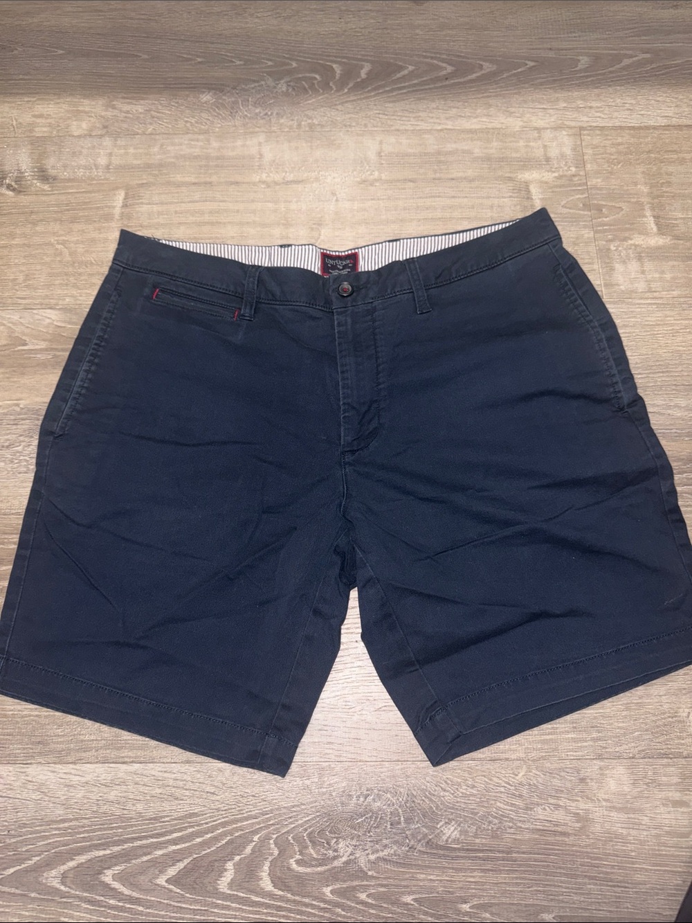 Mens navy untuckit shorts
